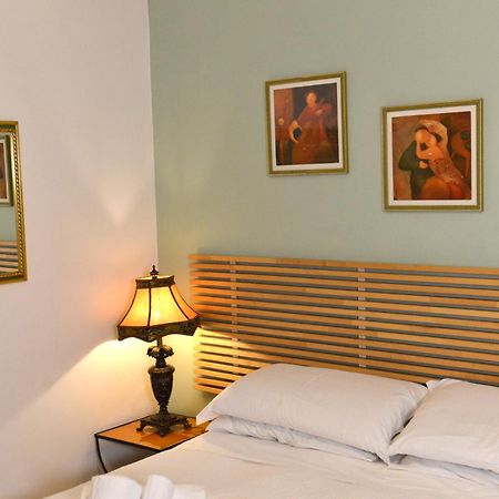 Bed and Breakfast Residenza Del Turista Catania Exterior foto