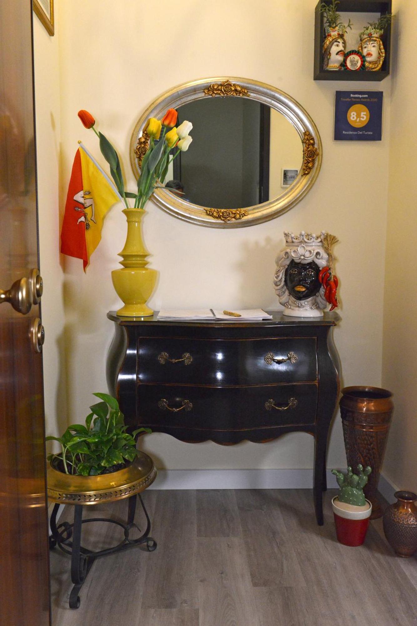 Bed and Breakfast Residenza Del Turista Catania Exterior foto