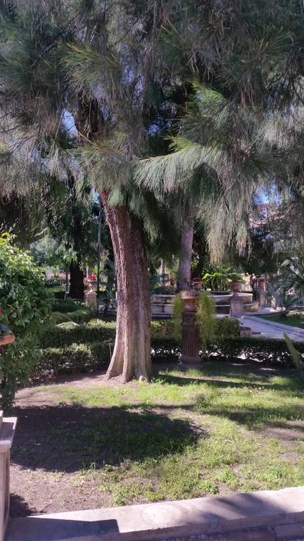 Bed and Breakfast Residenza Del Turista Catania Exterior foto